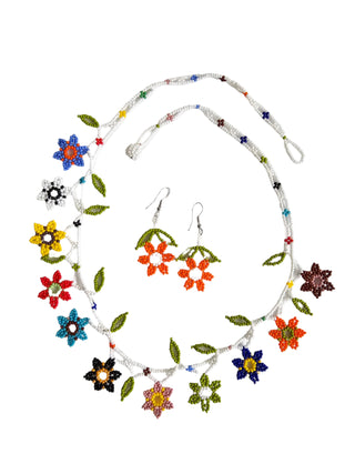 Upsy-Daisy Necklace